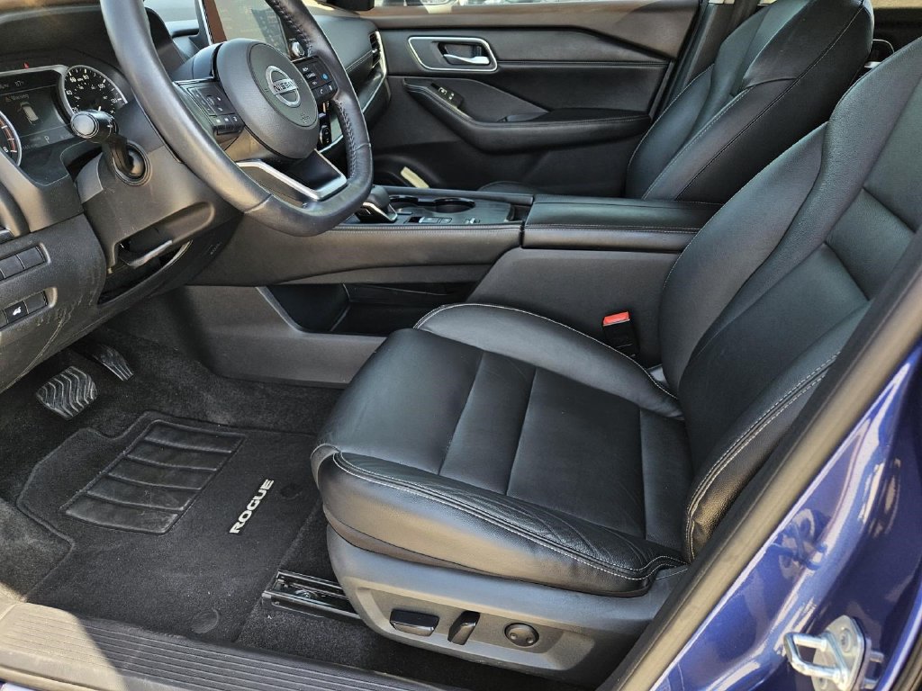 Certified 2021 Nissan Rogue SL FWD image 17
