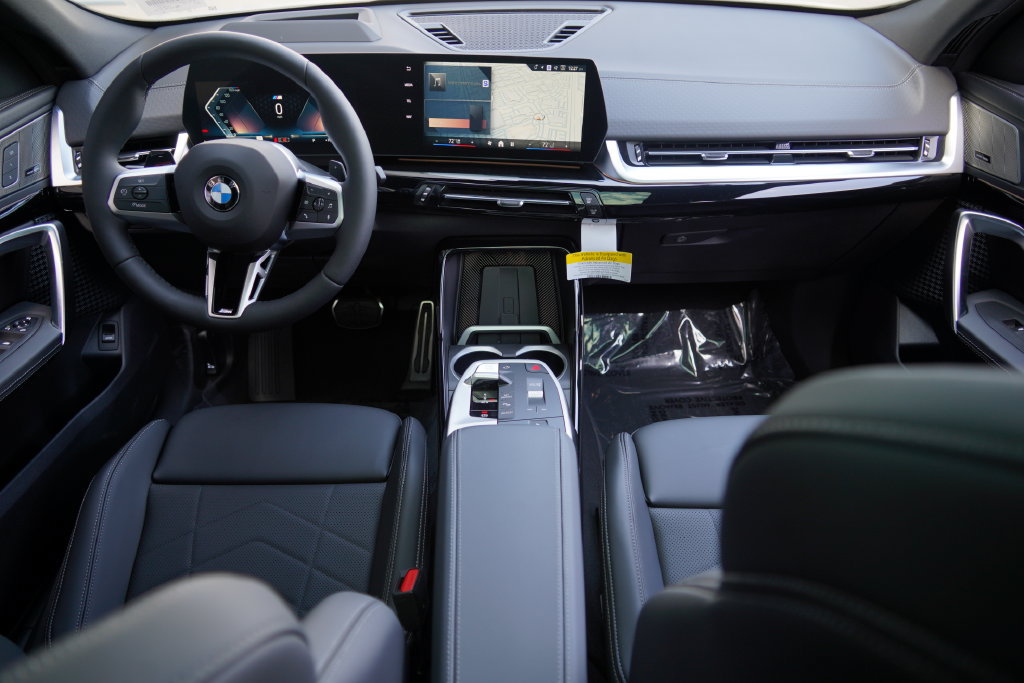 New 2027 BMW X2 xDrive28i AWD/4WD image 19