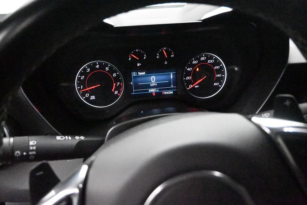 Used 2024 Chevrolet Camaro LT RWD image 12