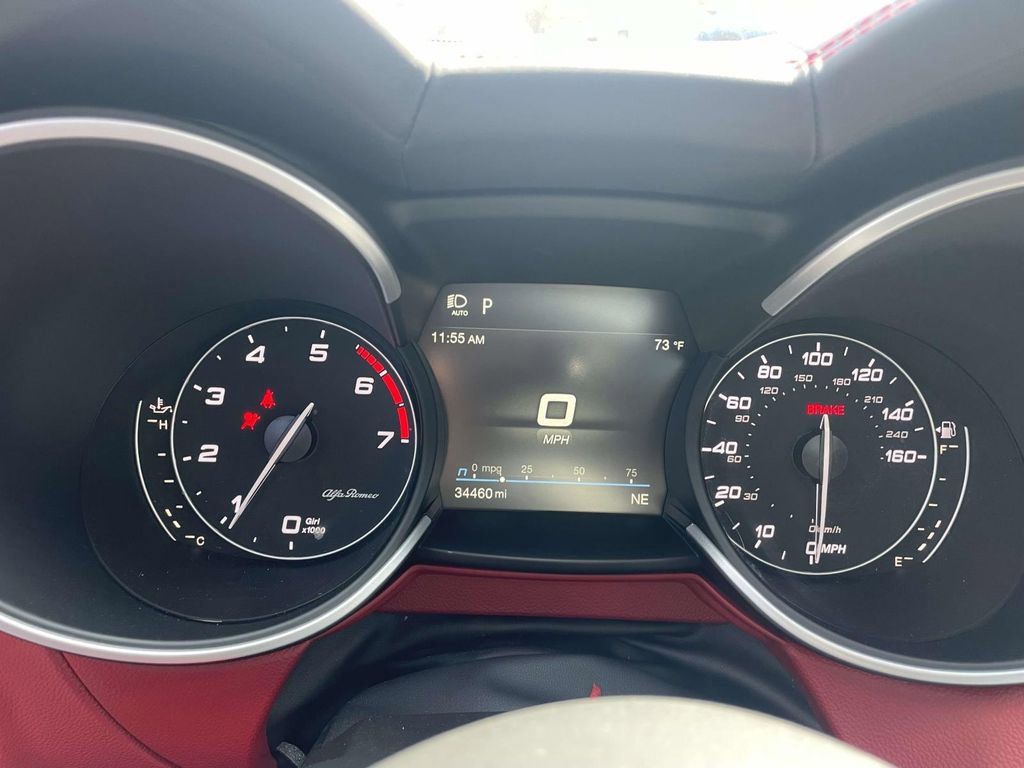 Used 2021 Alfa Romeo Stelvio Ti w/ Premium Package image 19