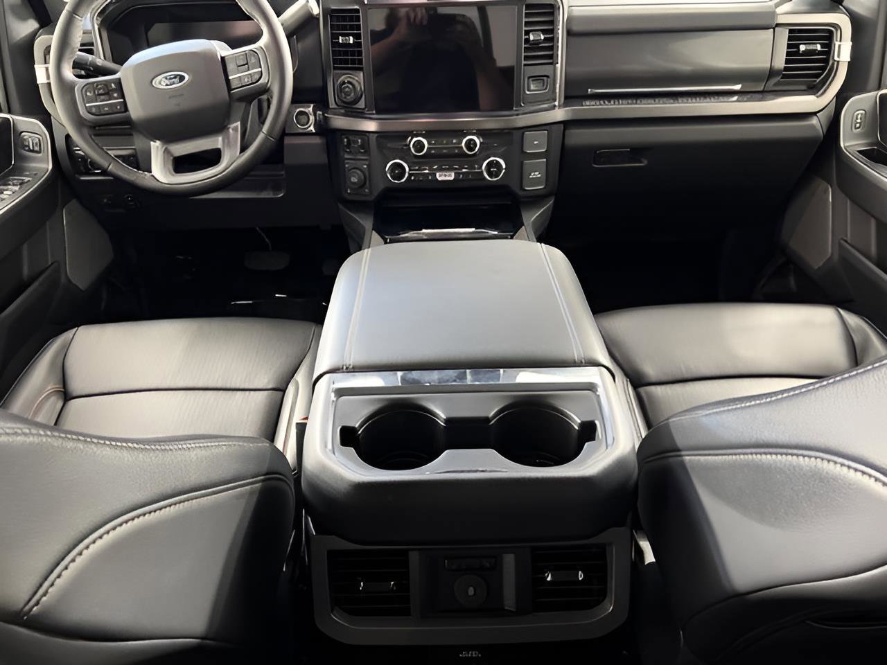 New 2026 Ford F350 Lariat w/ Black Appearance Package image 21