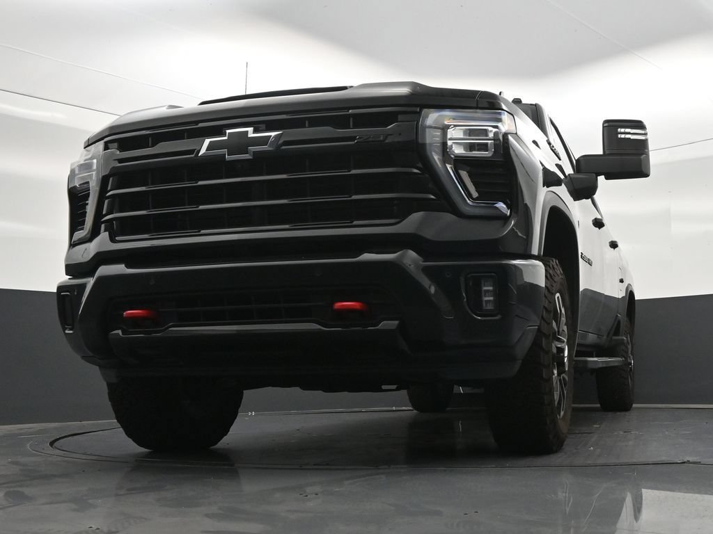 Used 2025 Chevrolet Silverado 2500 LT w/ Trail Boss Package AWD/4WD image 31