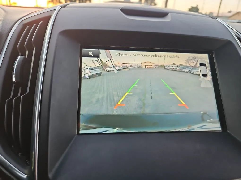 Used 2015 Ford Edge Titanium w/ Equipment Group 302A image 41