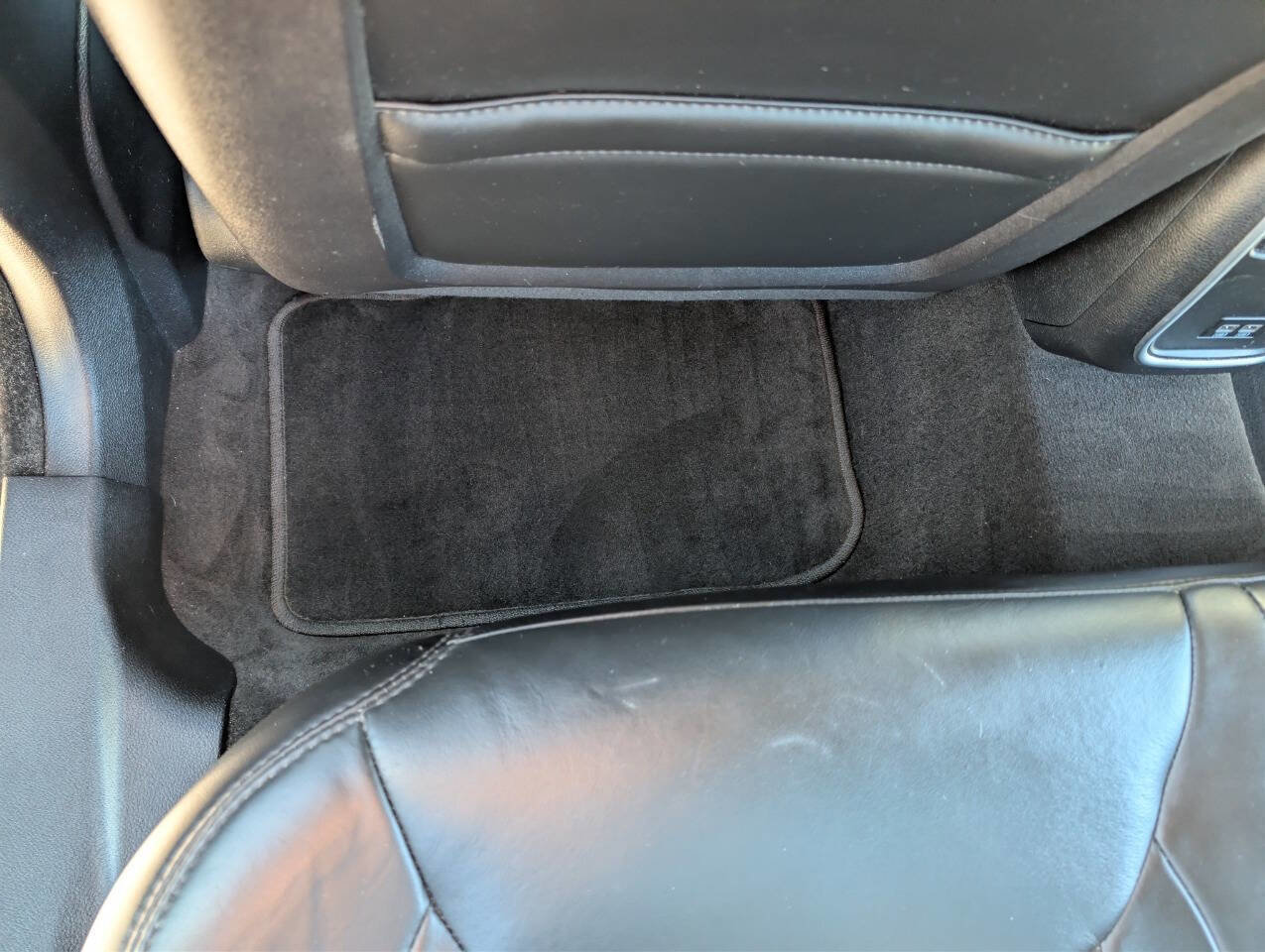 Used 2016 Chrysler 300 Limited w/ Driver Convenience Group image 22