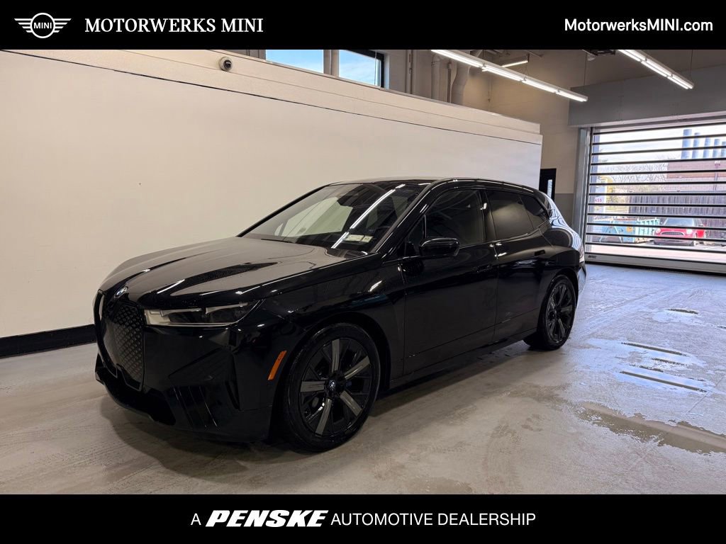 Used 2023 BMW iX xDrive50 w/ Premium Package AWD/4WD image 1