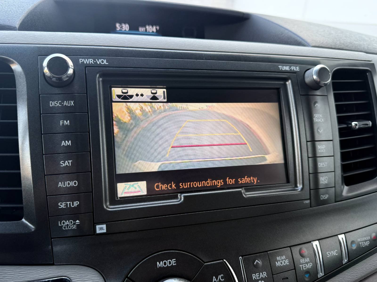 Used 2012 Toyota Sienna Limited w/ Premium Pkg FWD image 20