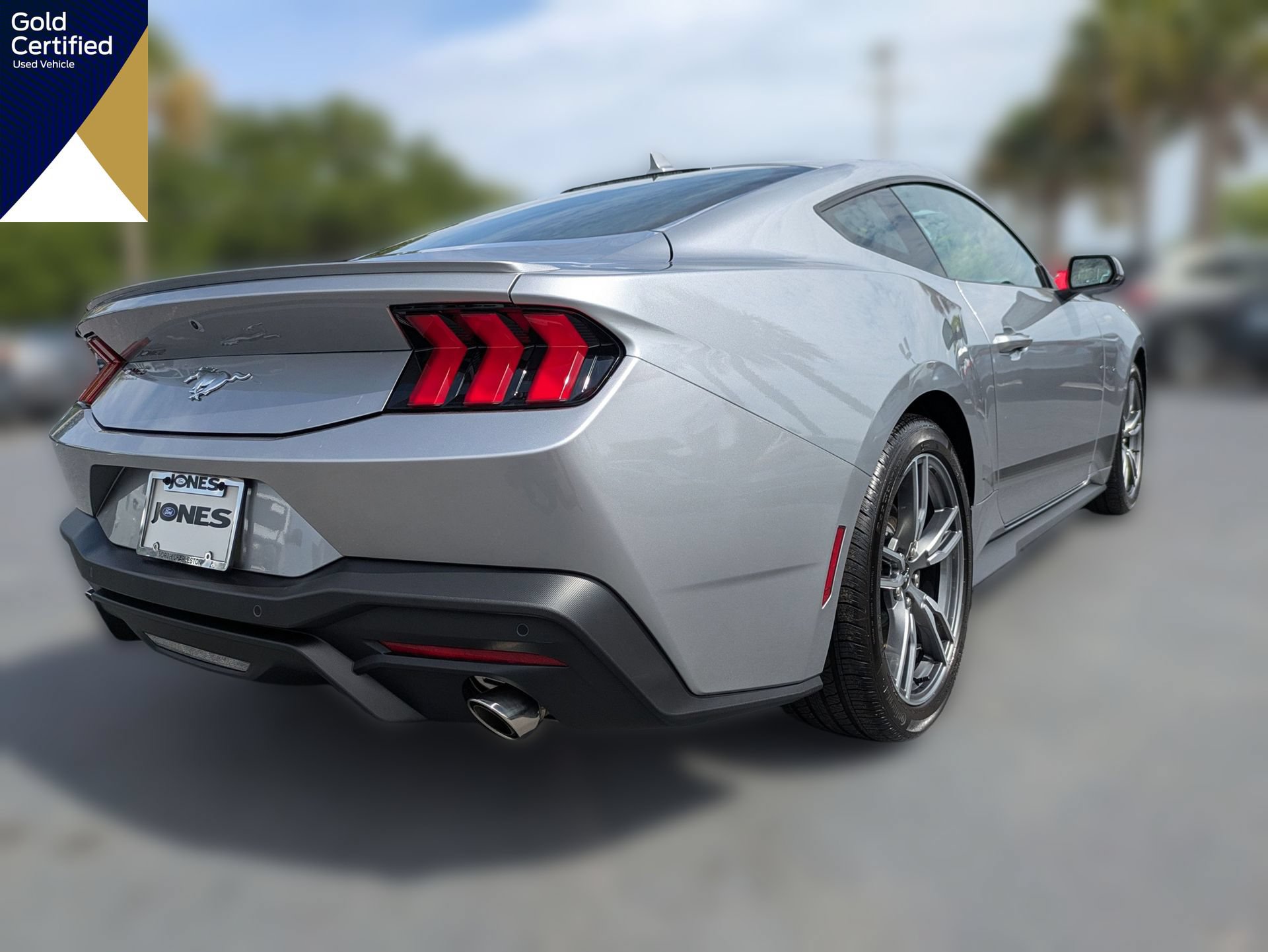 Certified 2025 Ford Mustang Premium RWD image 6