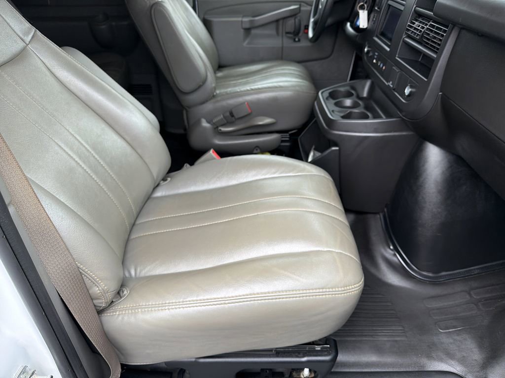 Certified 2024 GMC Savana 3500 LS image 11