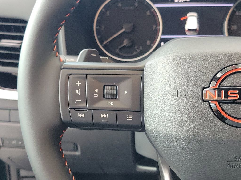 New 2026 Nissan Rogue SV image 7