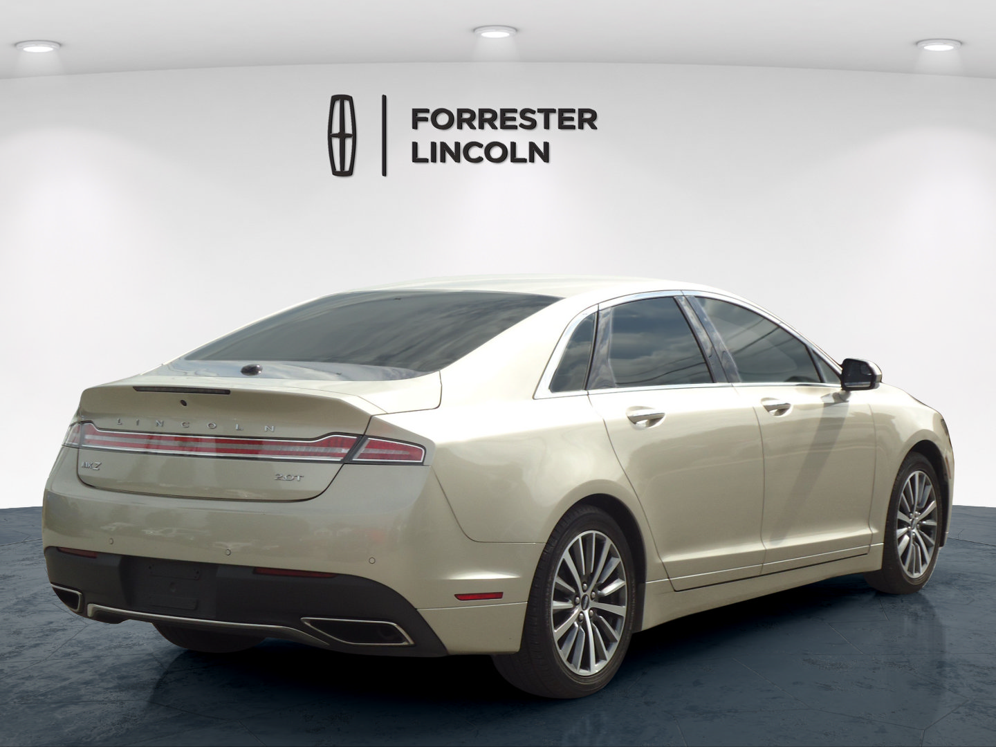 Used 2017 Lincoln MKZ Select FWD image 3