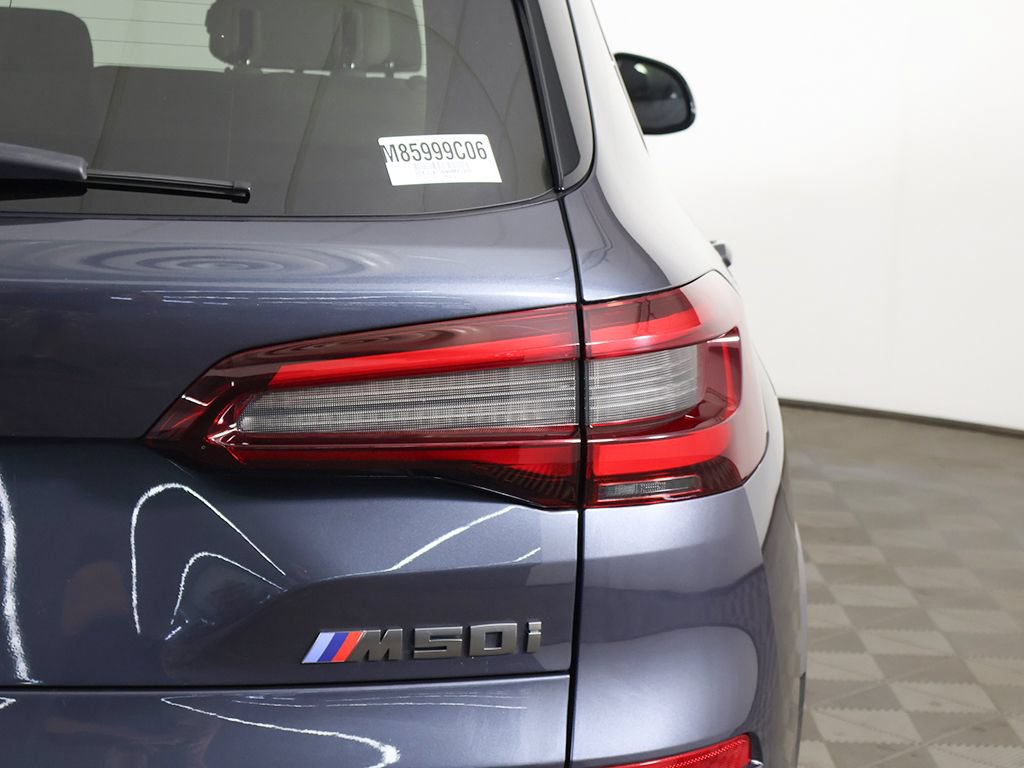 Used 2022 BMW X5 M50i AWD/4WD image 21