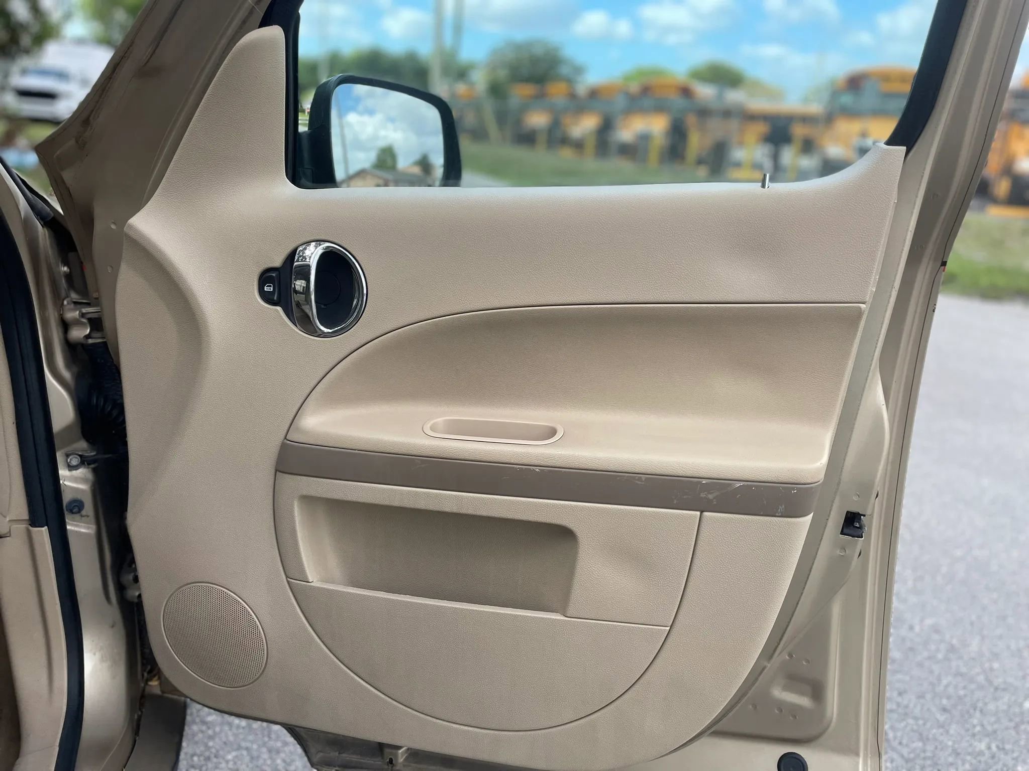 Used 2007 Chevrolet HHR LS FWD image 29