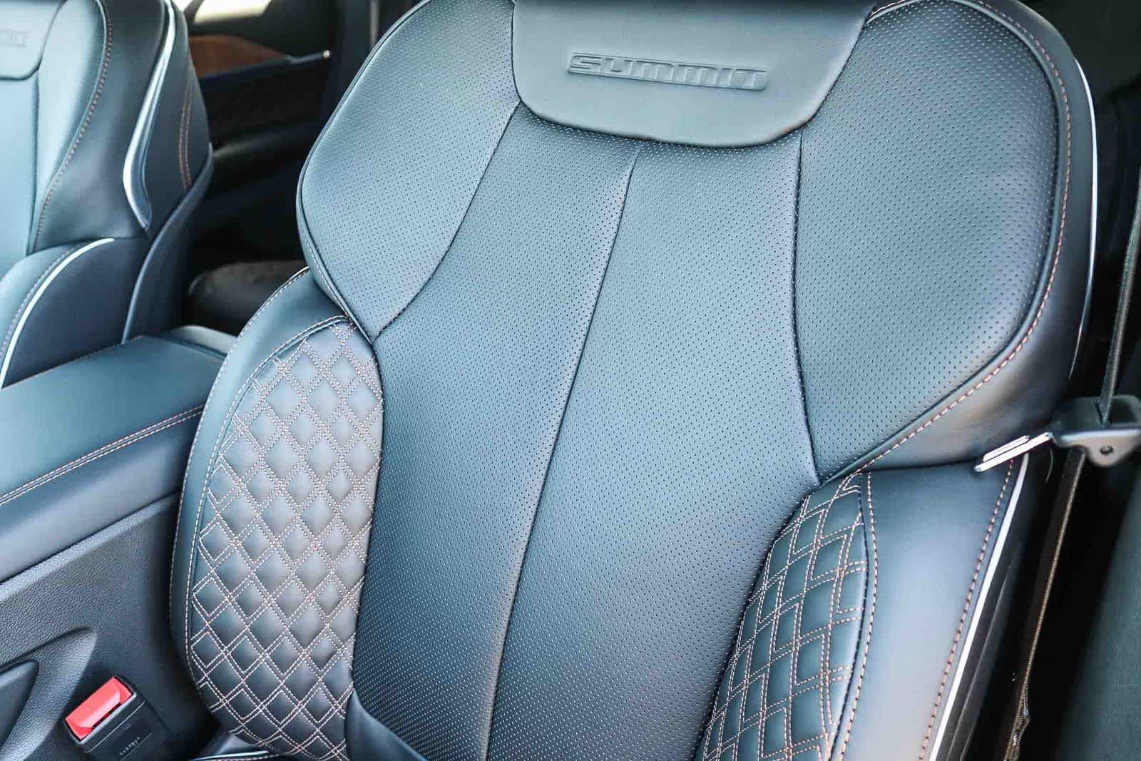 New 2026 Jeep Grand Cherokee Summit AWD/4WD image 26