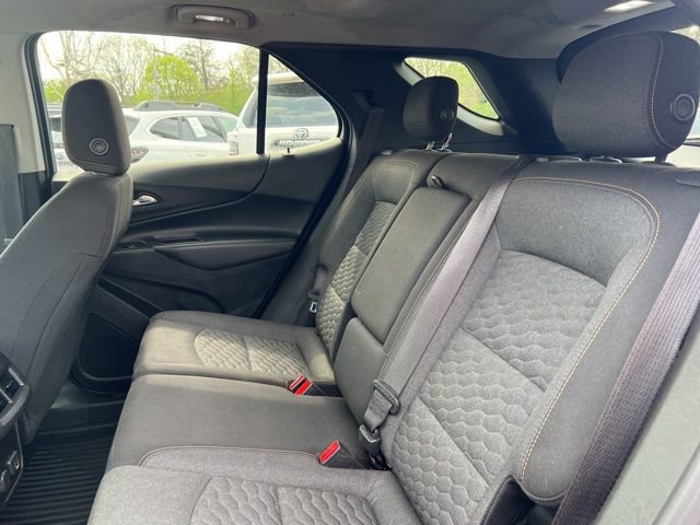 Used 2018 Chevrolet Equinox LT w/ Sun & Infotainment Package image 18