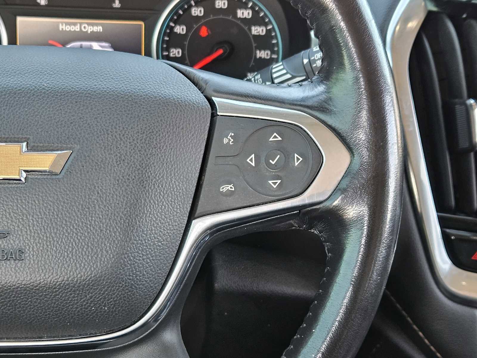 Used 2020 Chevrolet Traverse LT w/ Driver Confidence II Package image 27