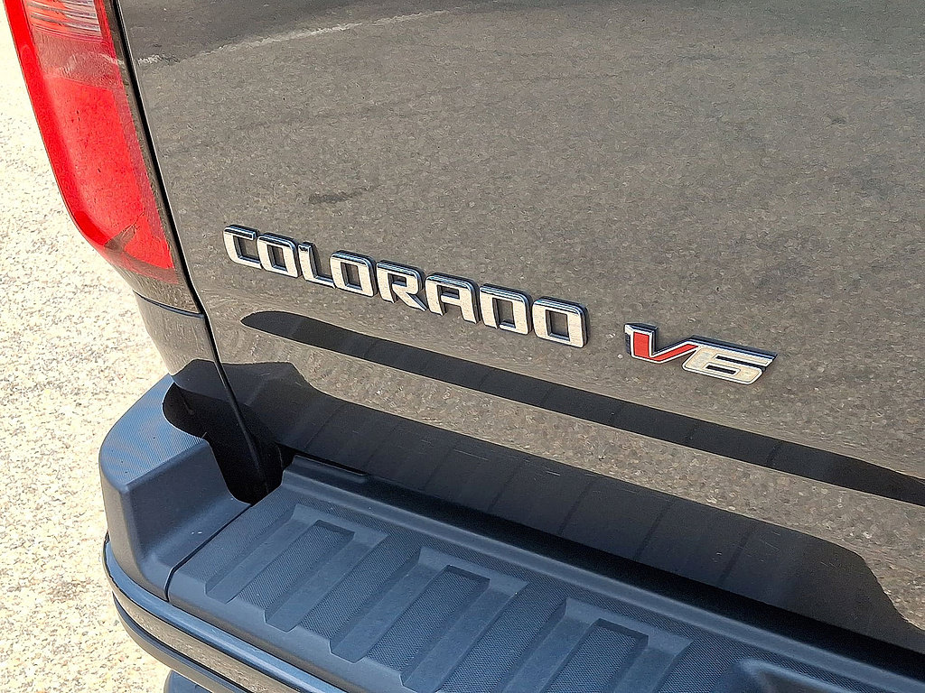 Certified 2017 Chevrolet Colorado LT w/ LT Convenience Package AWD/4WD image 23