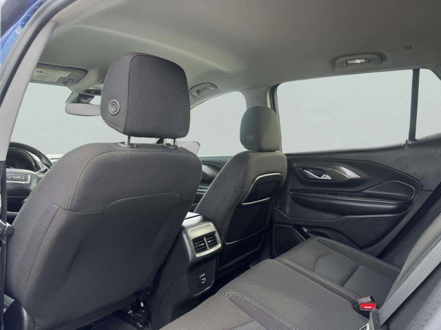 Used 2023 GMC Terrain SLE w/ Driver Convenience Package image 38