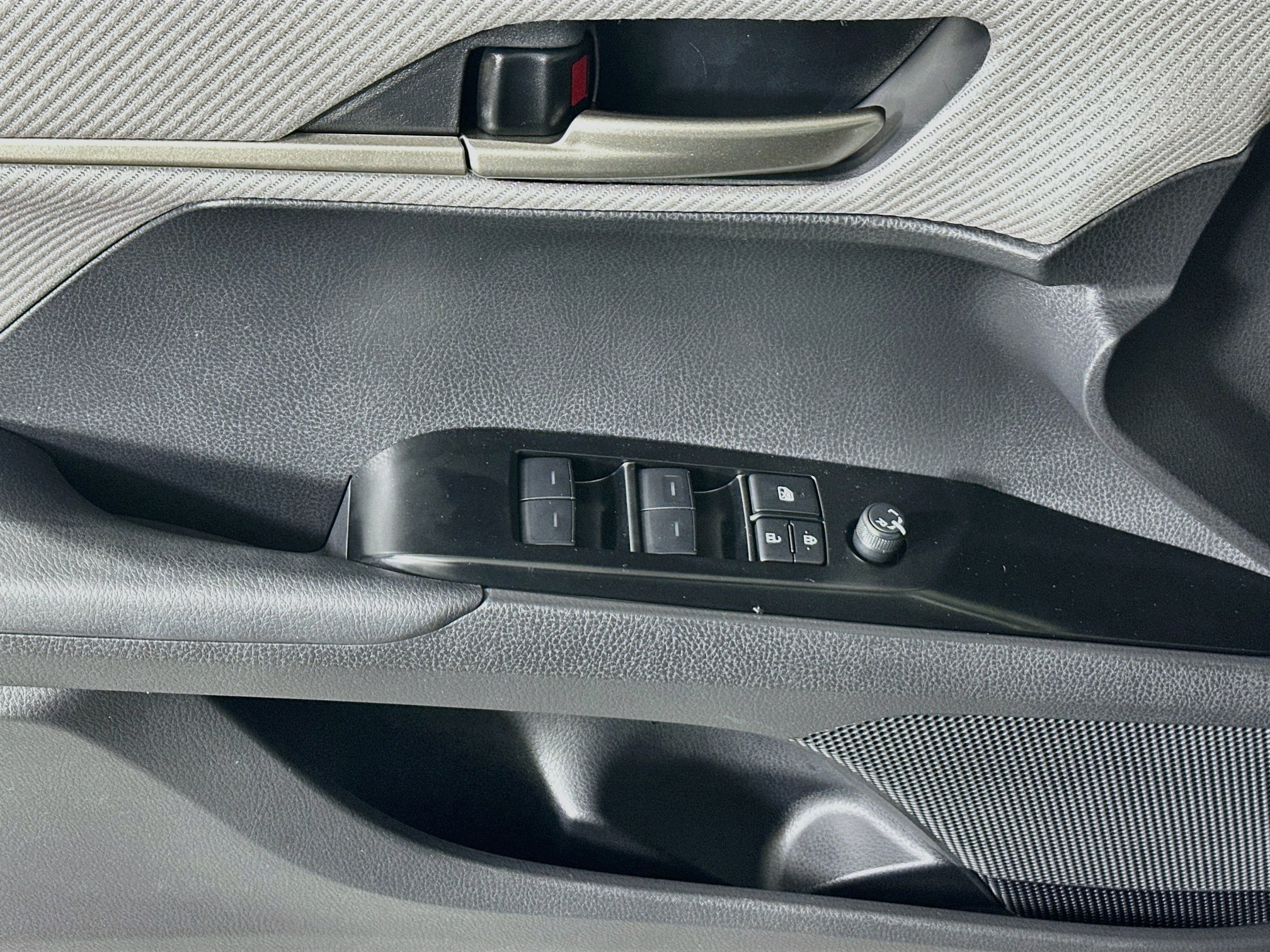 Certified 2026 Toyota Camry SE FWD image 14