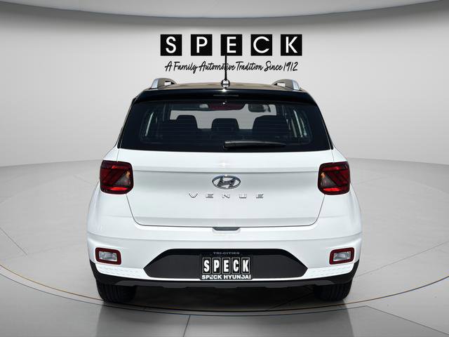 New 2026 Hyundai Venue SEL FWD image 4