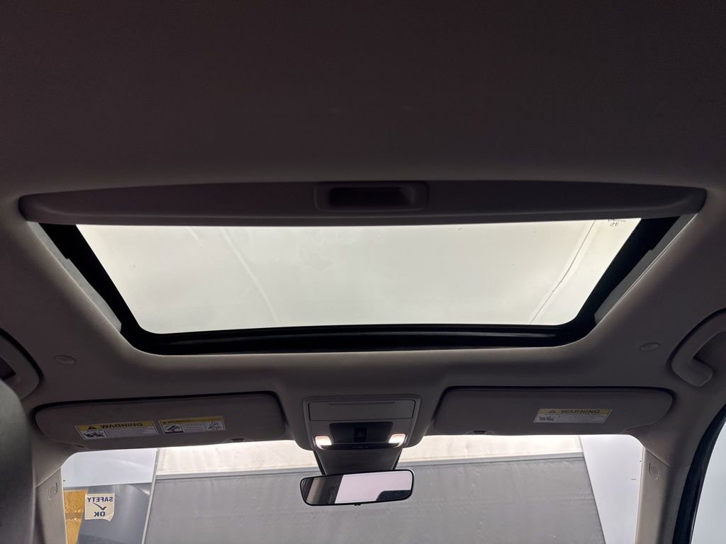 Used 2025 Honda CR-V EX-L image 31