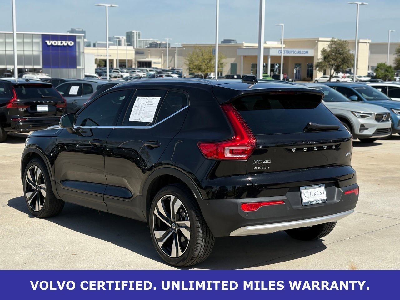 Certified 2024 Volvo XC40 B5 Ultimate w/ Protection Package Premier image 6