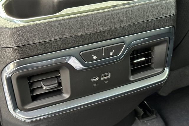 New 2026 GMC Sierra 3500 Denali w/ Denali Reserve Package image 14