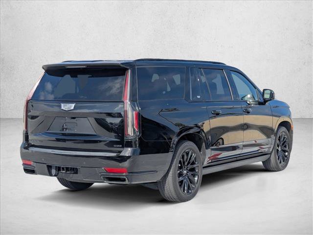 Used 2022 Cadillac Escalade ESV Sport Platinum w/ LPO, ONYX Package AWD/4WD image 5