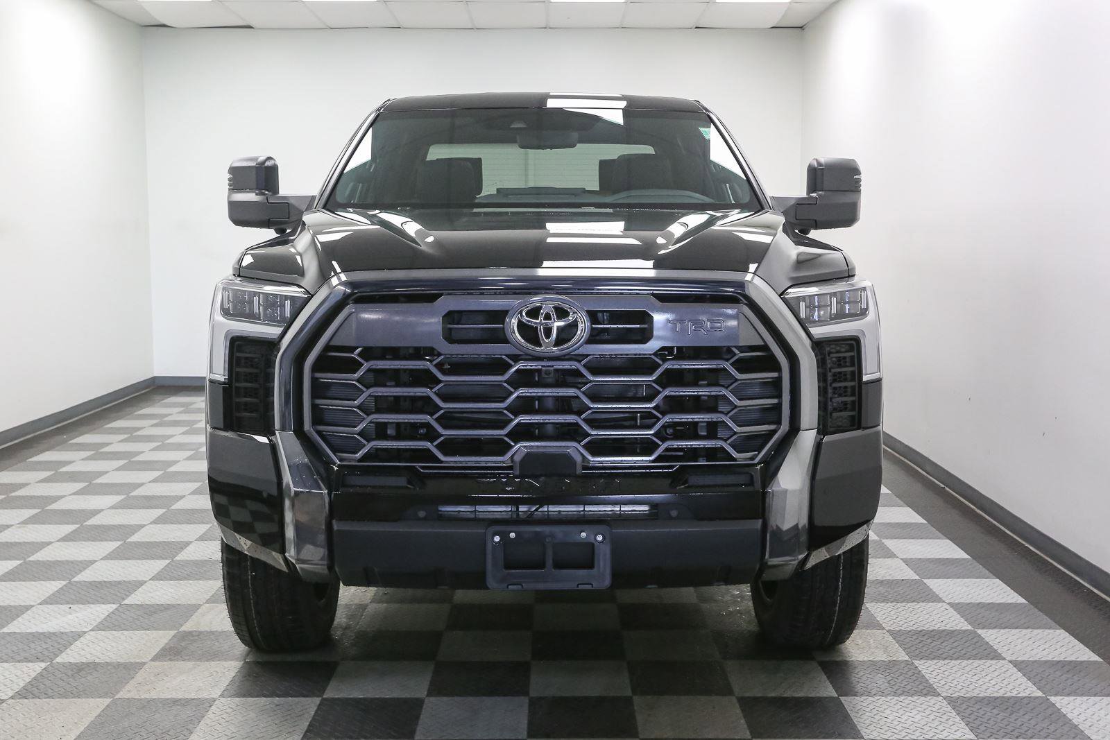 New 2026 Toyota Tundra Platinum image 3