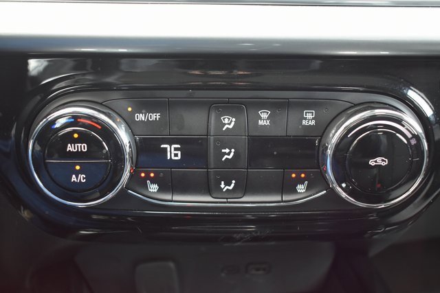 Used 2025 Chevrolet Trax LT w/ LT Convenience Package image 27