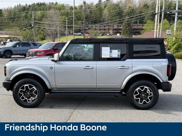 Used 2022 Ford Bronco Outer Banks AWD/4WD image 8