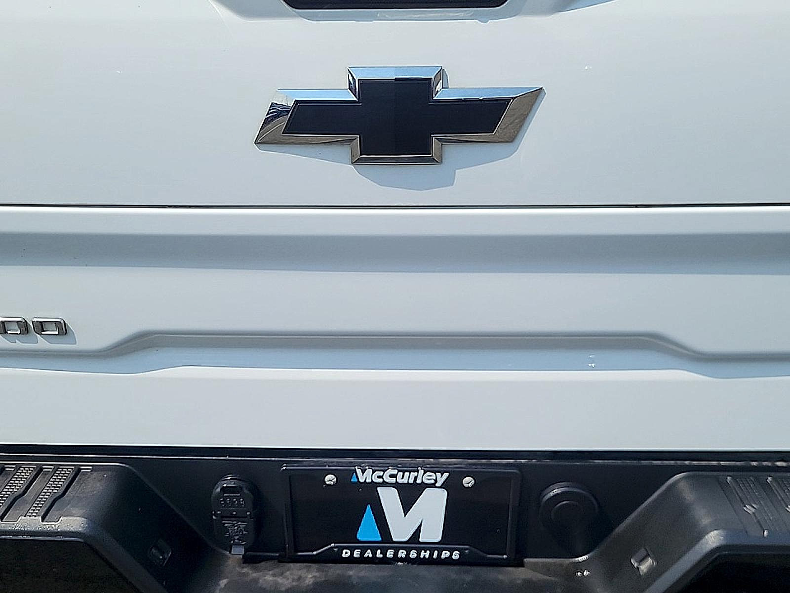 Used 2021 Chevrolet Silverado 1500 LT Trail Boss w/ Convenience Package II AWD/4WD image 31