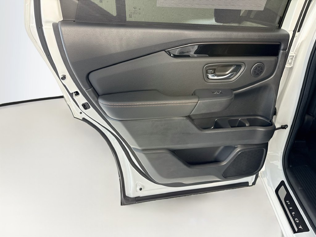 New 2026 Honda Pilot TrailSport image 27
