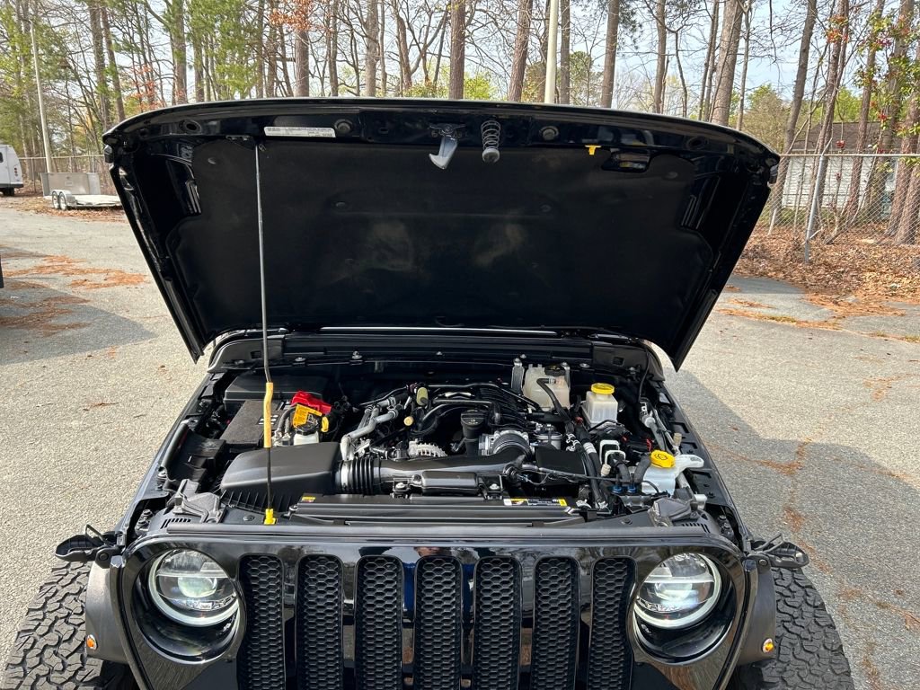 Used 2022 Jeep Gladiator Willys image 12