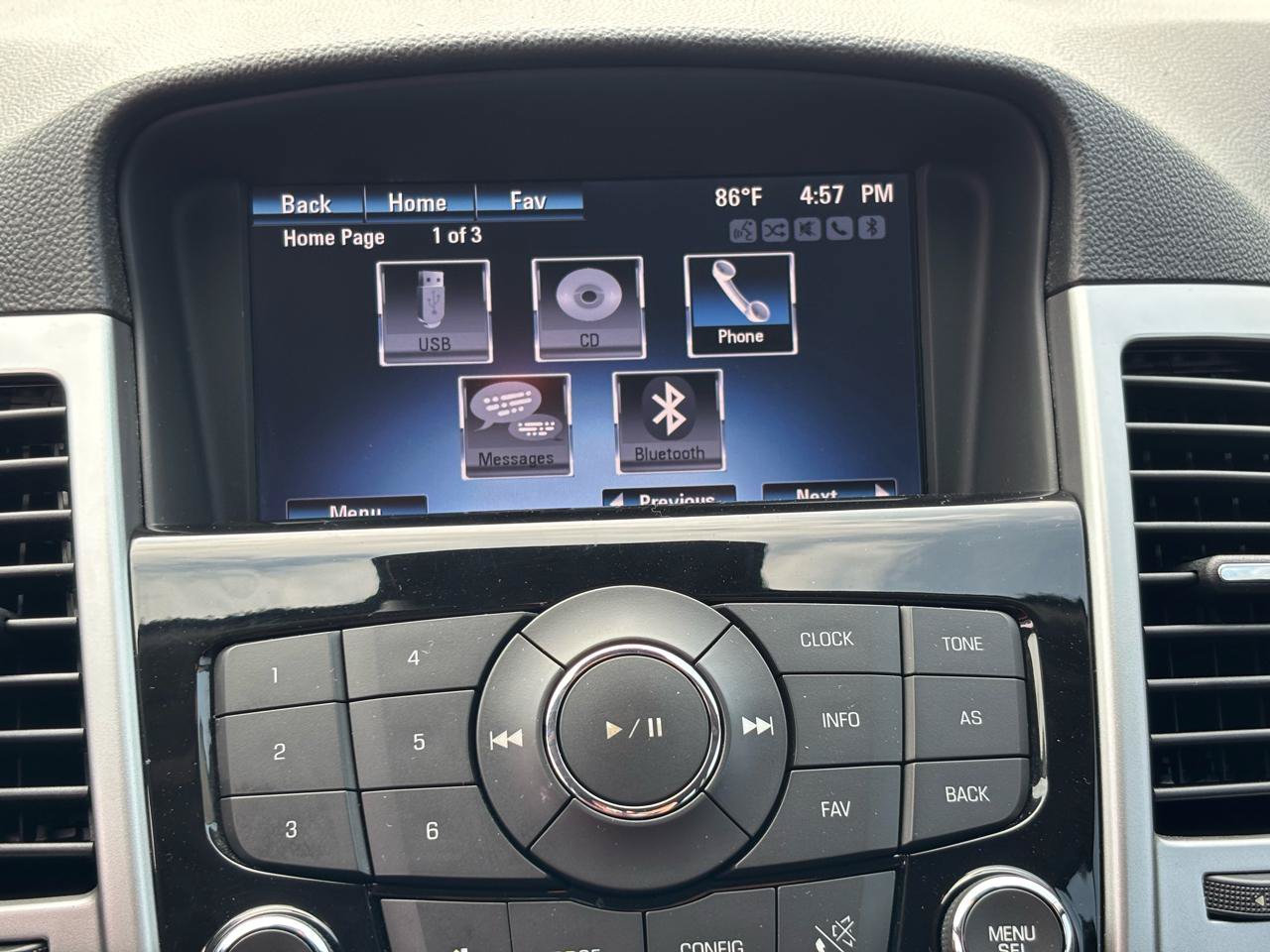 Used 2015 Chevrolet Cruze LT w/ RS Package FWD image 21