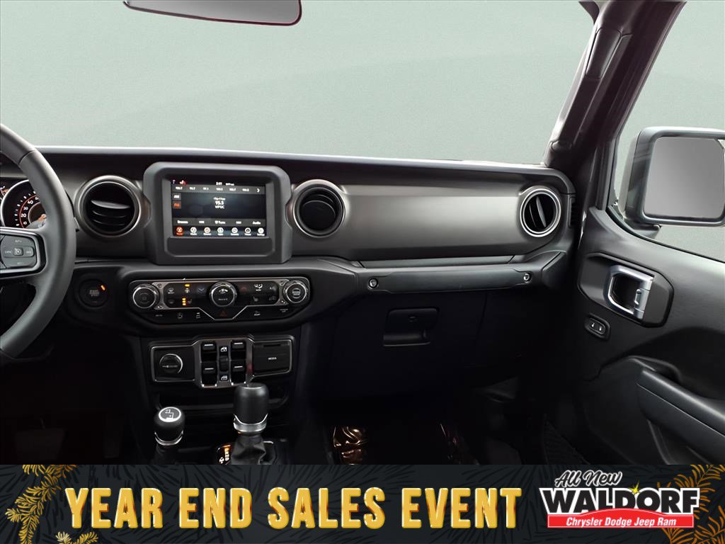 Used 2023 Jeep Gladiator Sport image 13