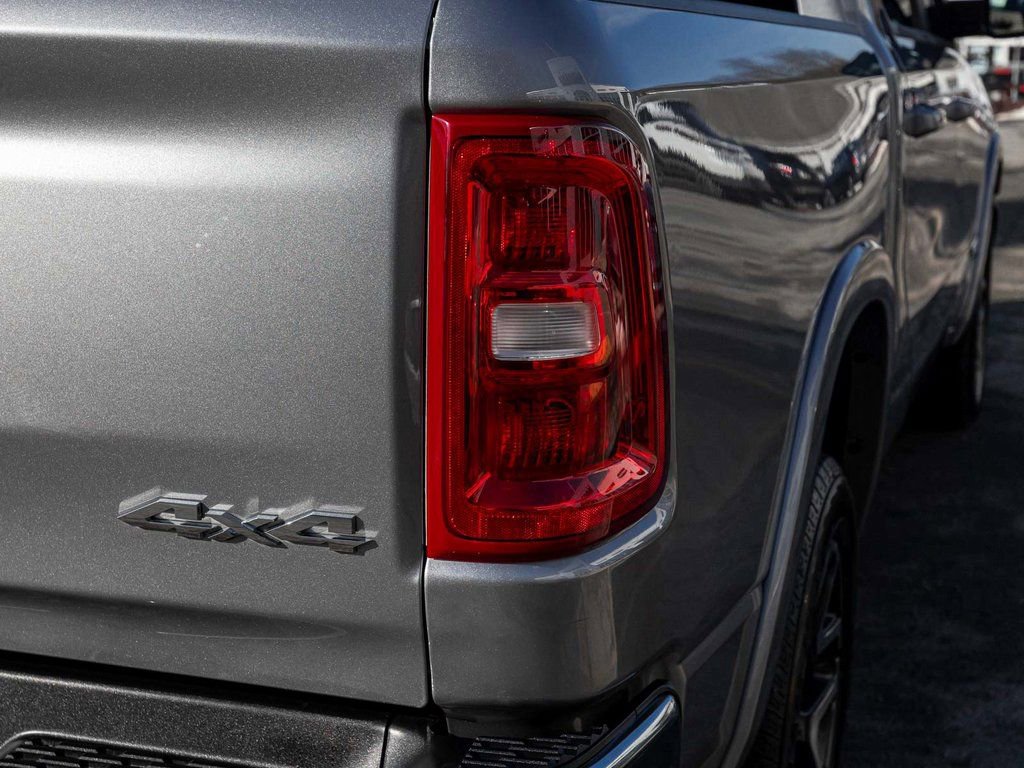 Used 2025 RAM 1500 Laramie image 37