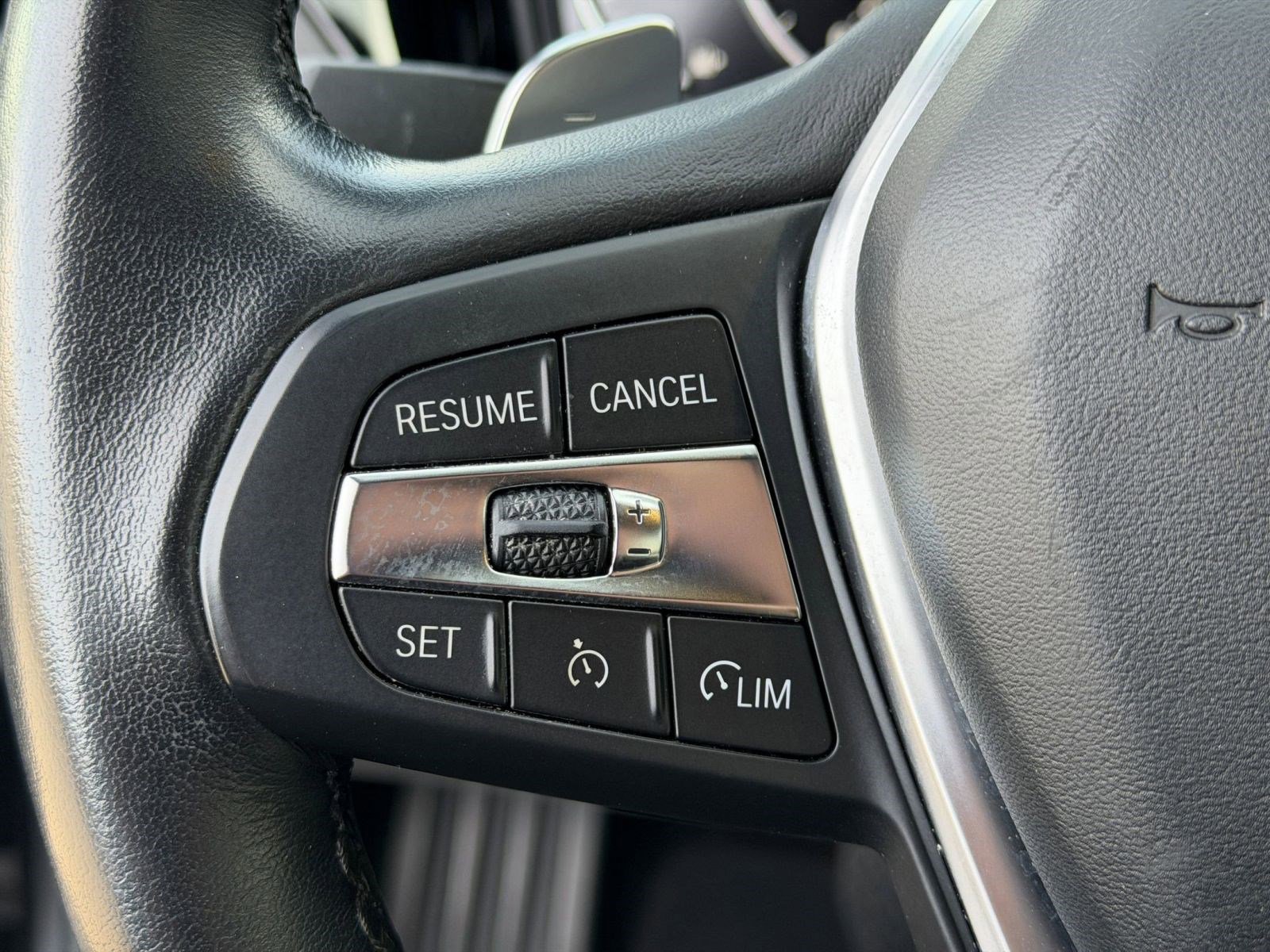 Used 2020 BMW 330i Sedan image 17