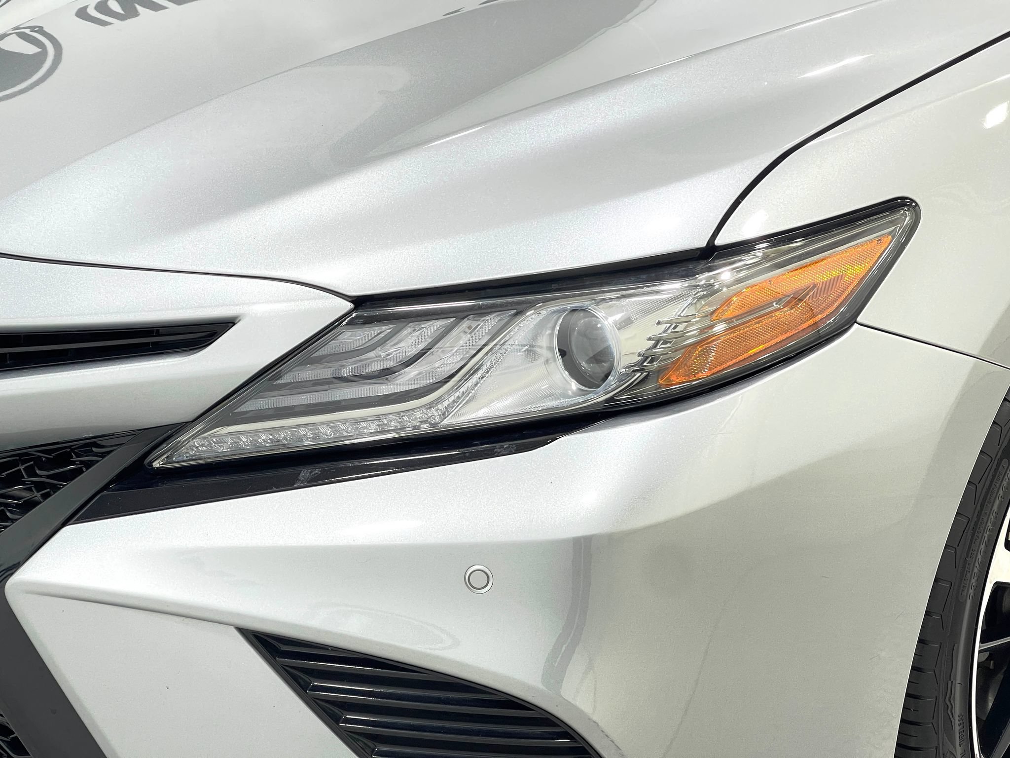 Used 2018 Toyota Camry XSE FWD image 31
