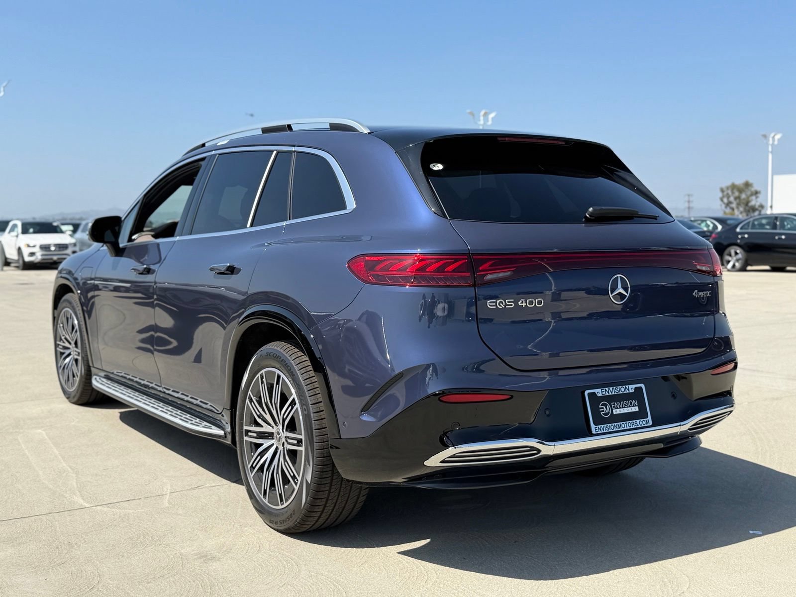 New 2026 Mercedes-Benz EQS 400 4MATIC SUV image 8