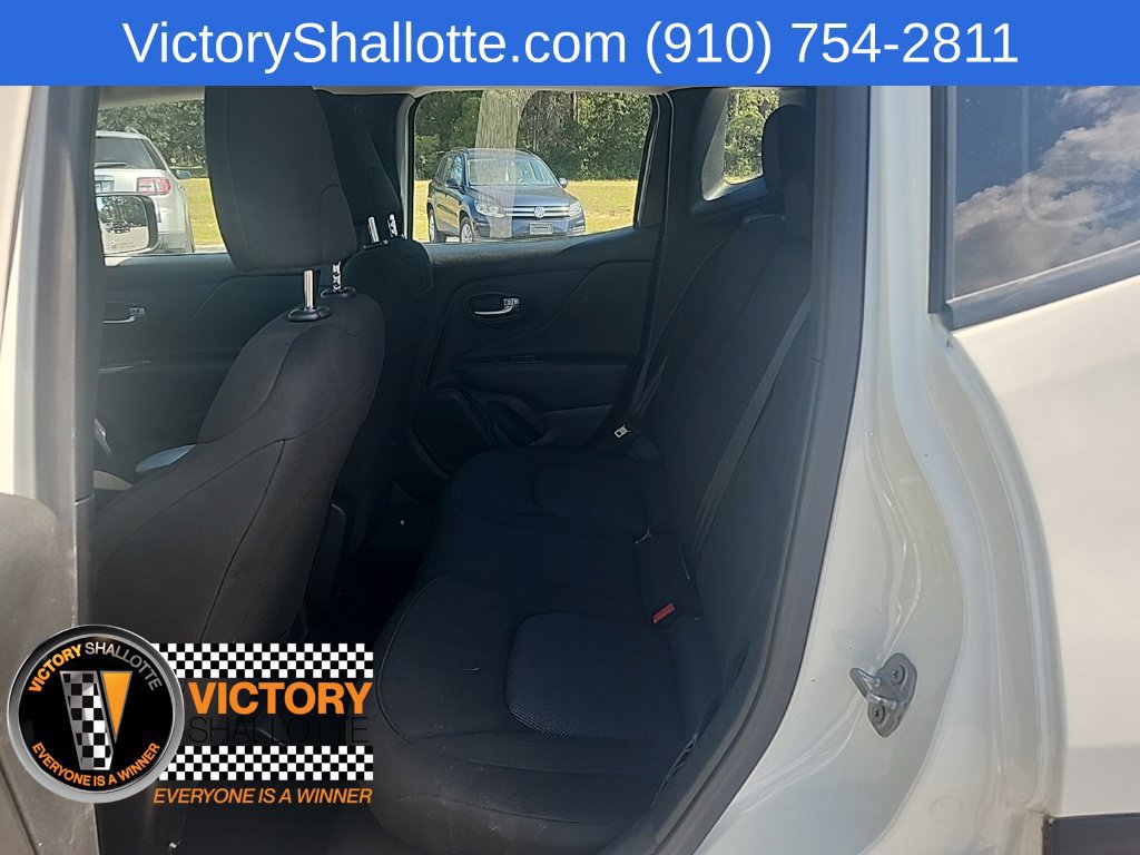 Certified 2022 Jeep Renegade Sport AWD/4WD image 23