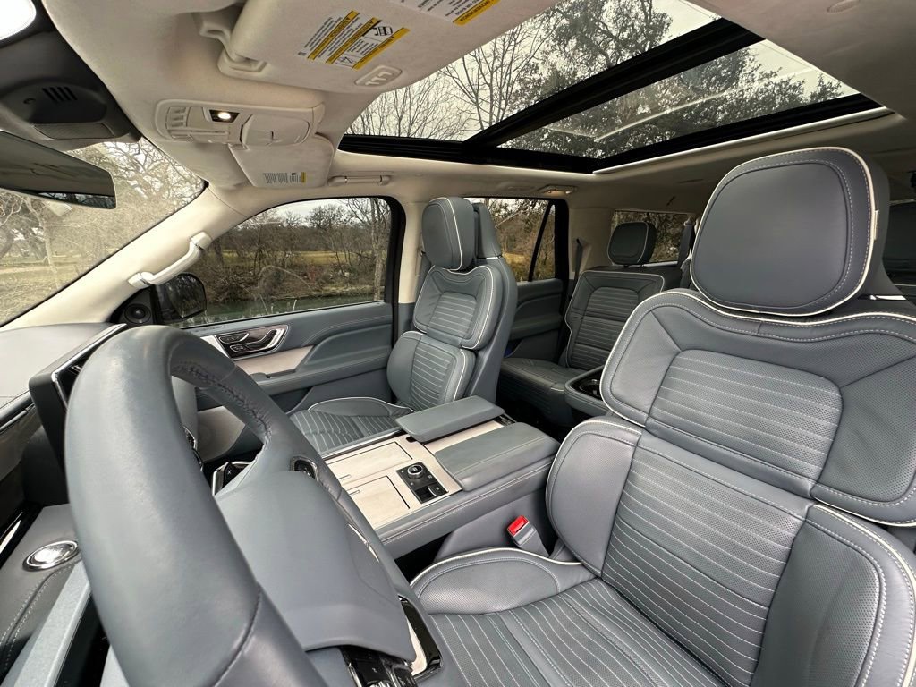 Used 2024 Lincoln Navigator L Black Label image 17