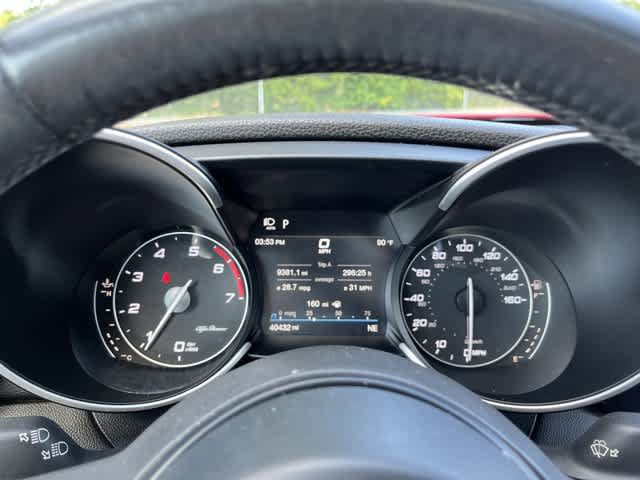 Used 2022 Alfa Romeo Giulia Ti AWD/4WD image 29