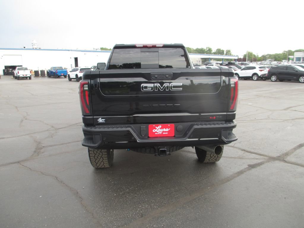 Used 2026 GMC Sierra 2500 AT4X w/ LPO, Black Badging Package AWD/4WD image 7