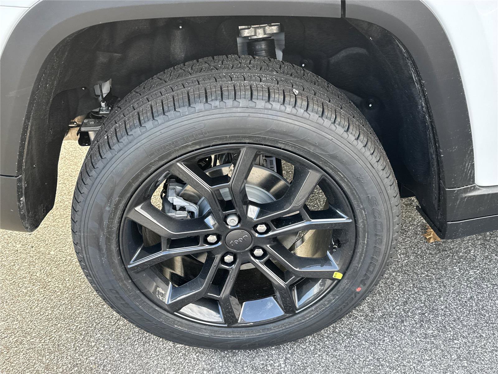 New 2025 Jeep Grand Cherokee Limited image 17