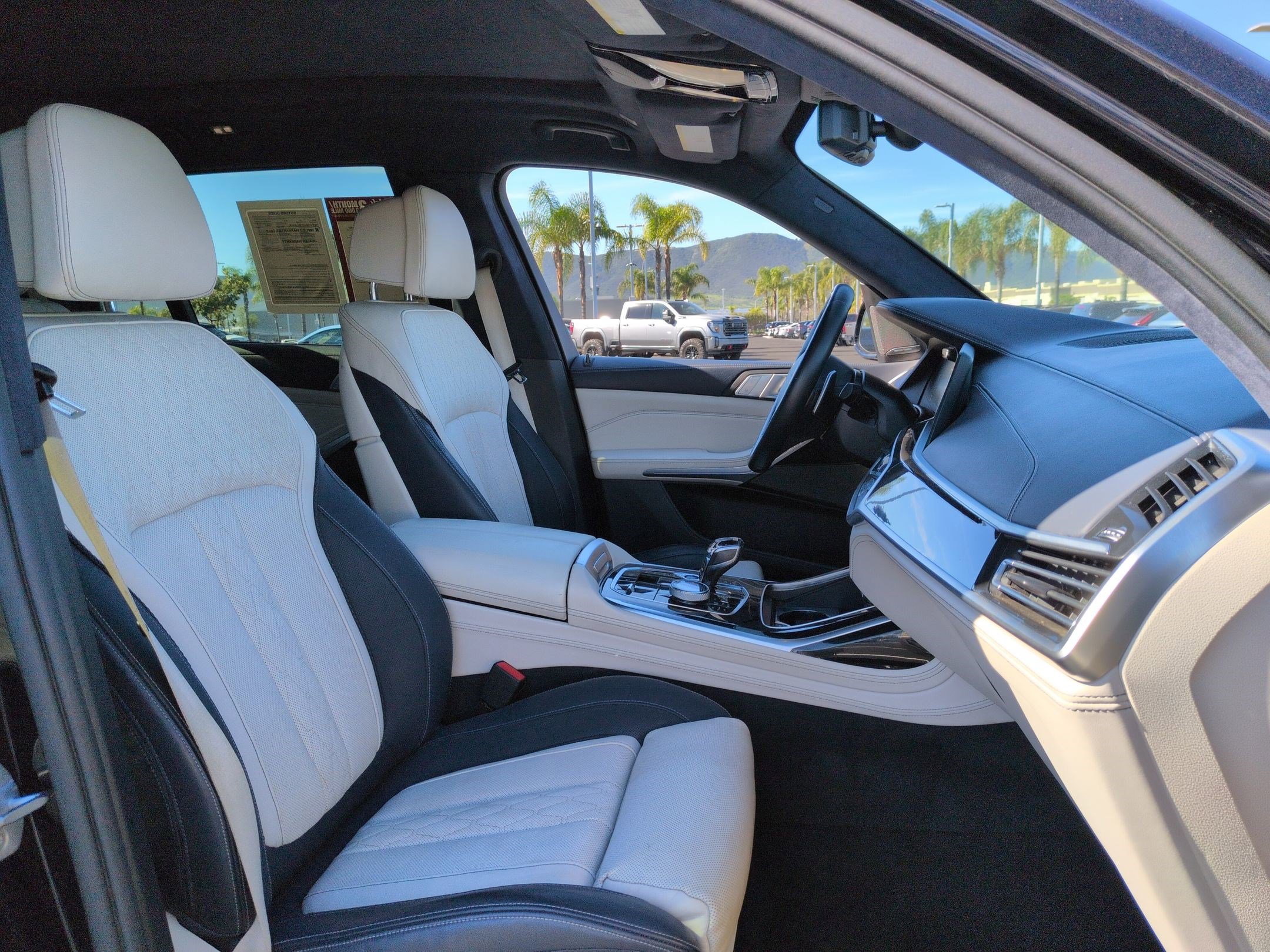 Used 2019 BMW X7 xDrive40i w/ Premium Package image 34