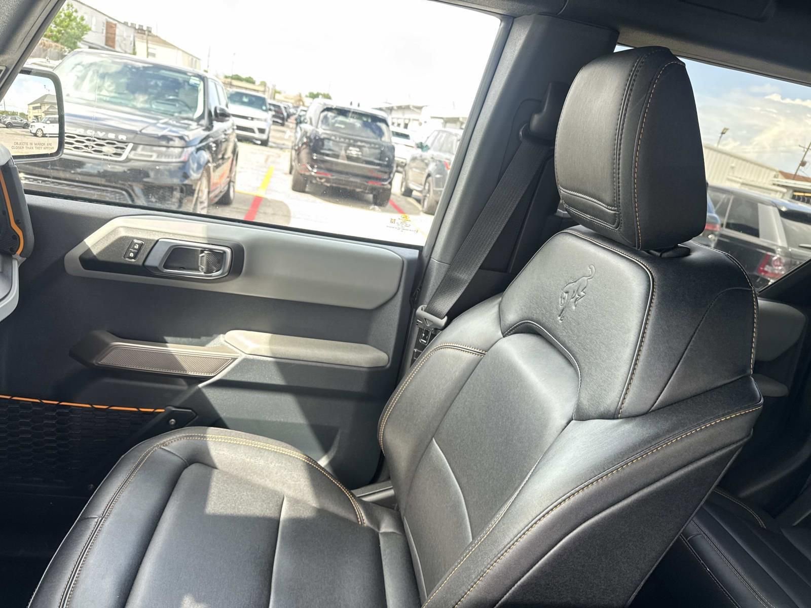 Used 2023 Ford Bronco Badlands image 15