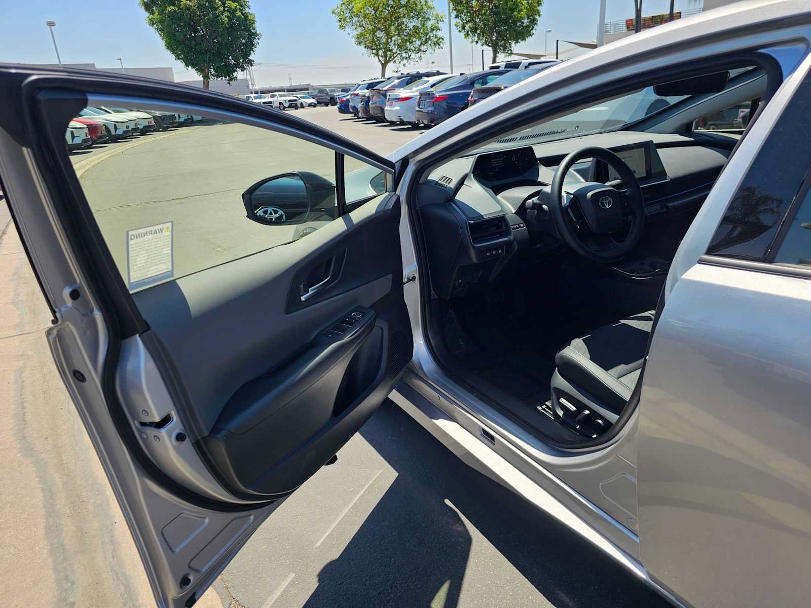 Certified 2026 Toyota Prius XLE FWD image 19