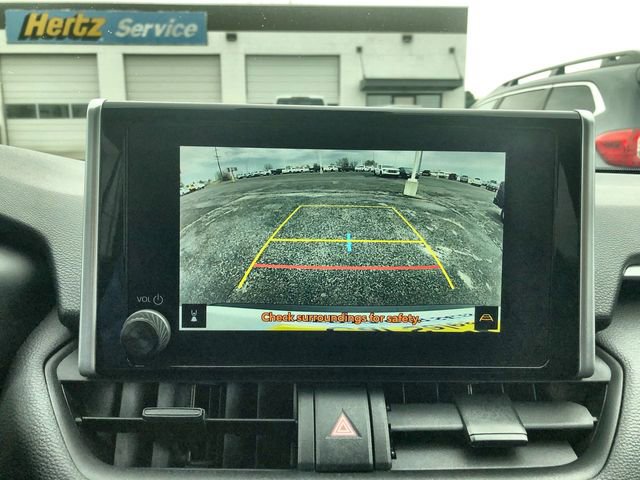 Used 2025 Toyota RAV4 LE AWD/4WD image 17