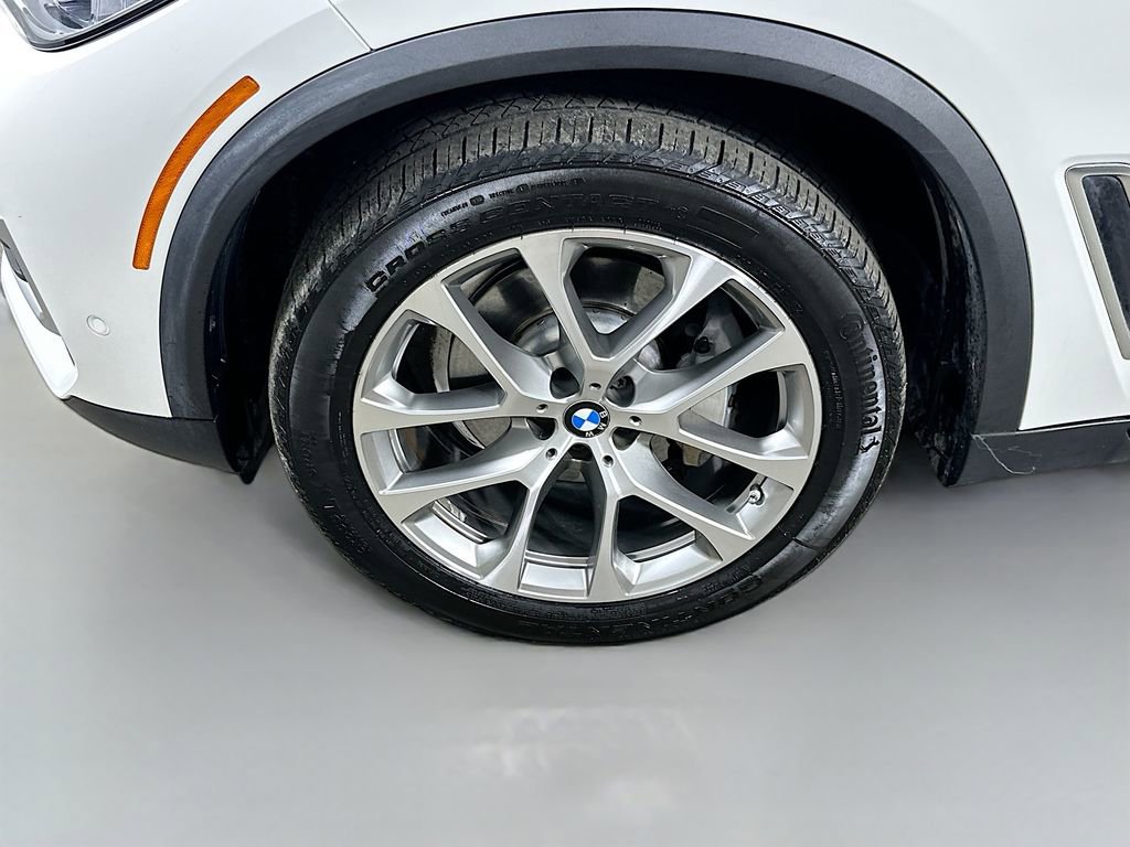 Used 2022 BMW X5 xDrive40i w/ Executive Package AWD/4WD image 8