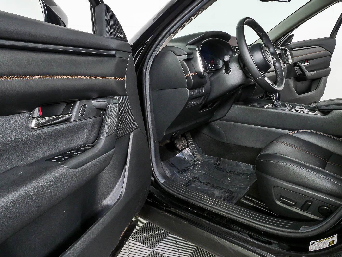 Used 2024 MAZDA CX-50 AWD 2.5 S w/ Premium Plus Pkg image 8